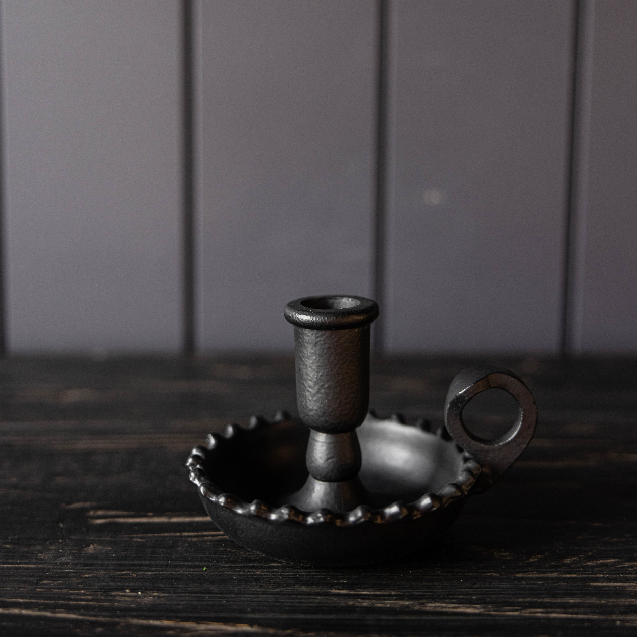 Luxe B Co - Scalloped Black Iron Candle Holder