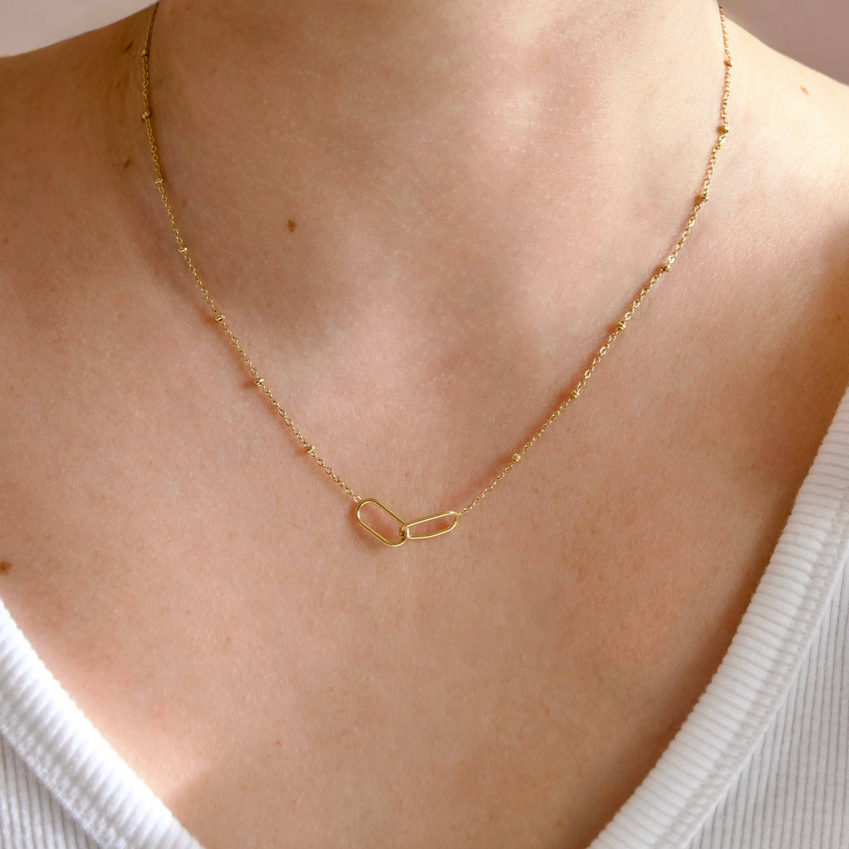 Blueyejewelry - Interlocking Rectangular Links Necklace - Stainless Steel