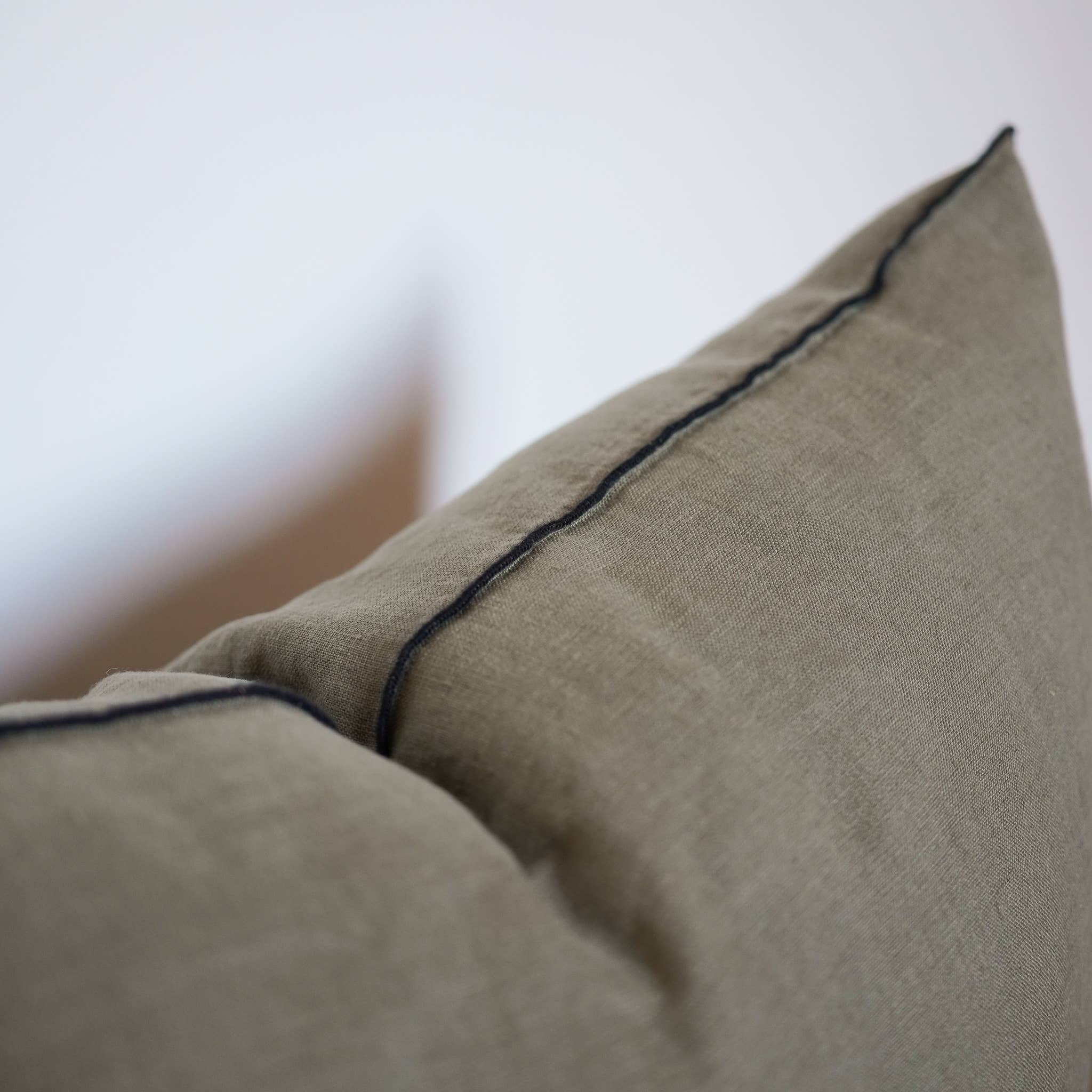 Lumbar Edged Linen Pillow COVER - Moss