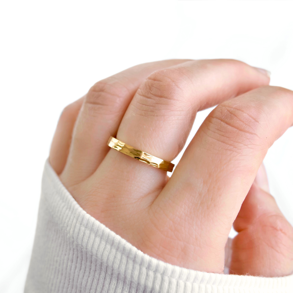 Blueyejewelry - Etched Lines Angular Gold Ring - Stainless Steel Gold Ring