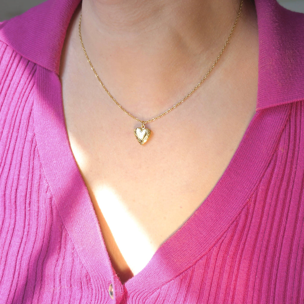 Blueyejewelry - Heart Locket Necklace - Vintage Style Locket Heart Pendant