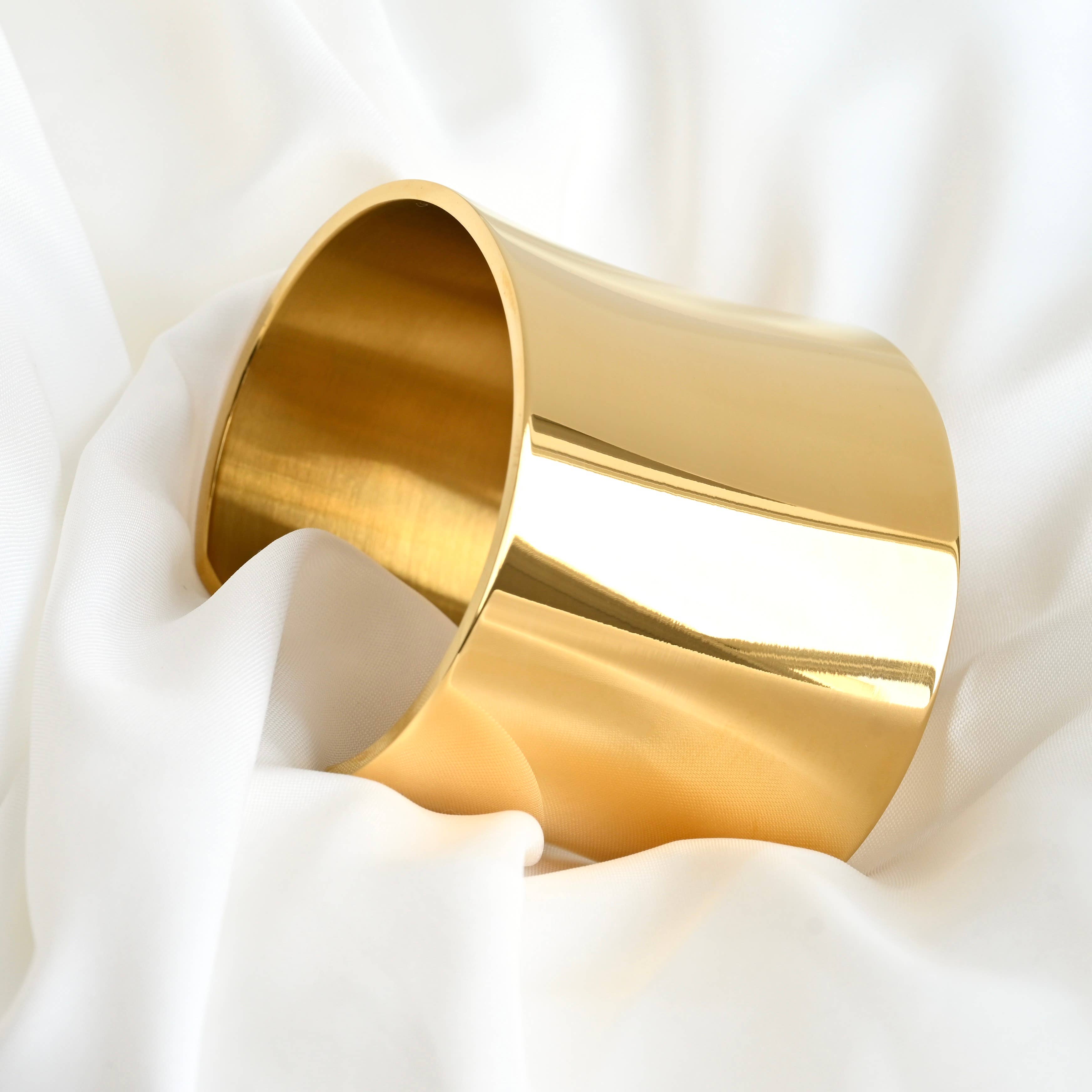 Blueyejewlery - Wide Figure Cuffs - Tarnish-free Statement Cuff Bracelets