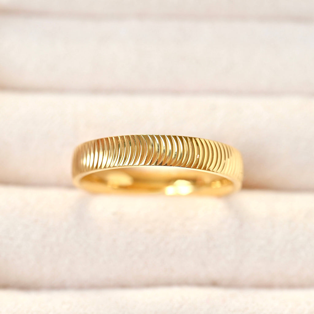 Curved Ribbed Ring - Textured Gold Ring -Simple Striped Band