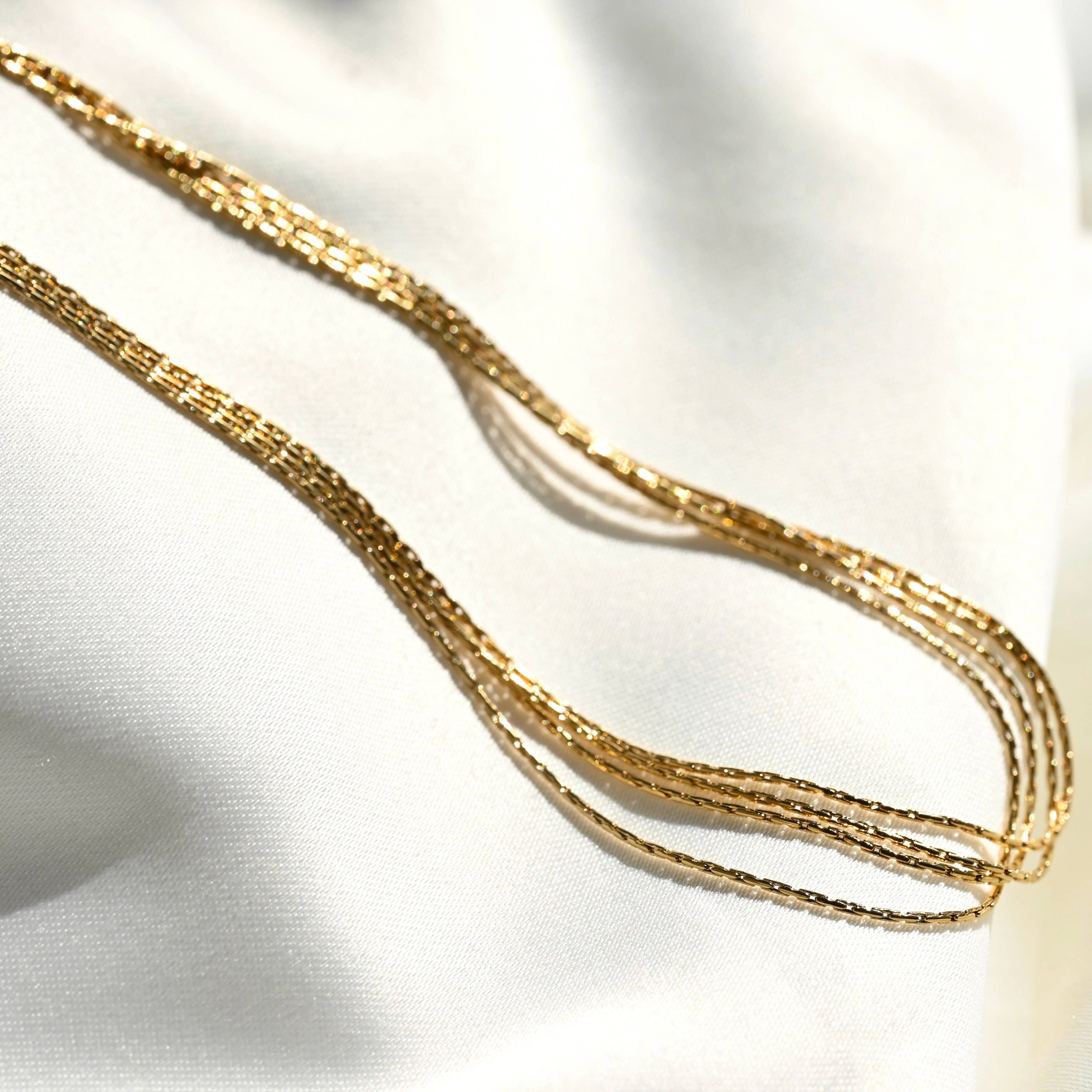 Blueyejewelry - 18k Gold Layered Chain Necklace - Shimmering 4-layered Chain