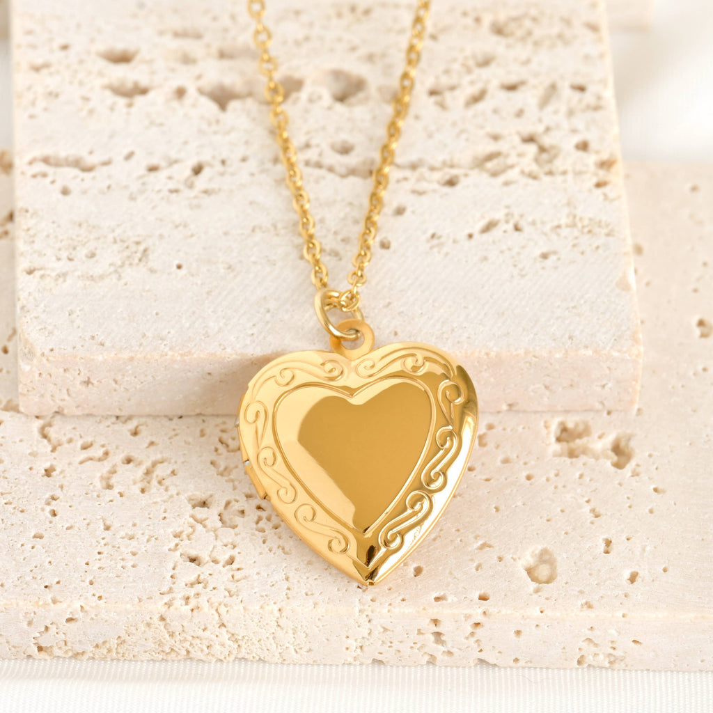 Blueyejewelry - Heart Locket Necklace - Vintage Style Locket Heart Pendant